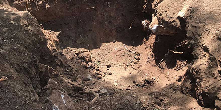 Adıyaman'da çiftçi, toprağa gömülü insan kafatası ve kemik buldu