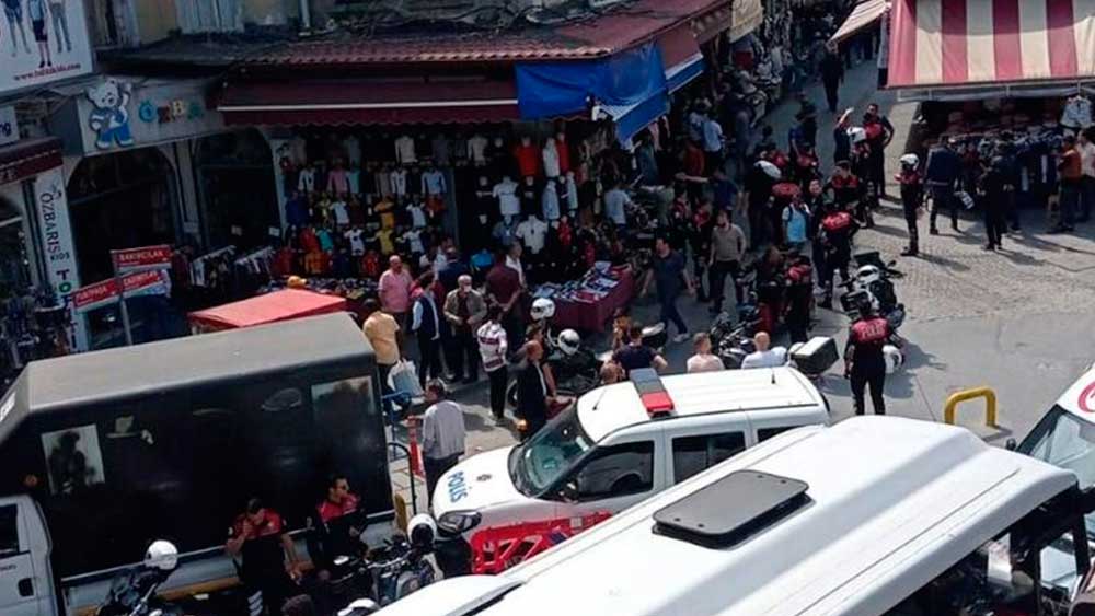Beyazıt'ta silahlı çatışma: 1'i polis, 7 kişi yaralandı 