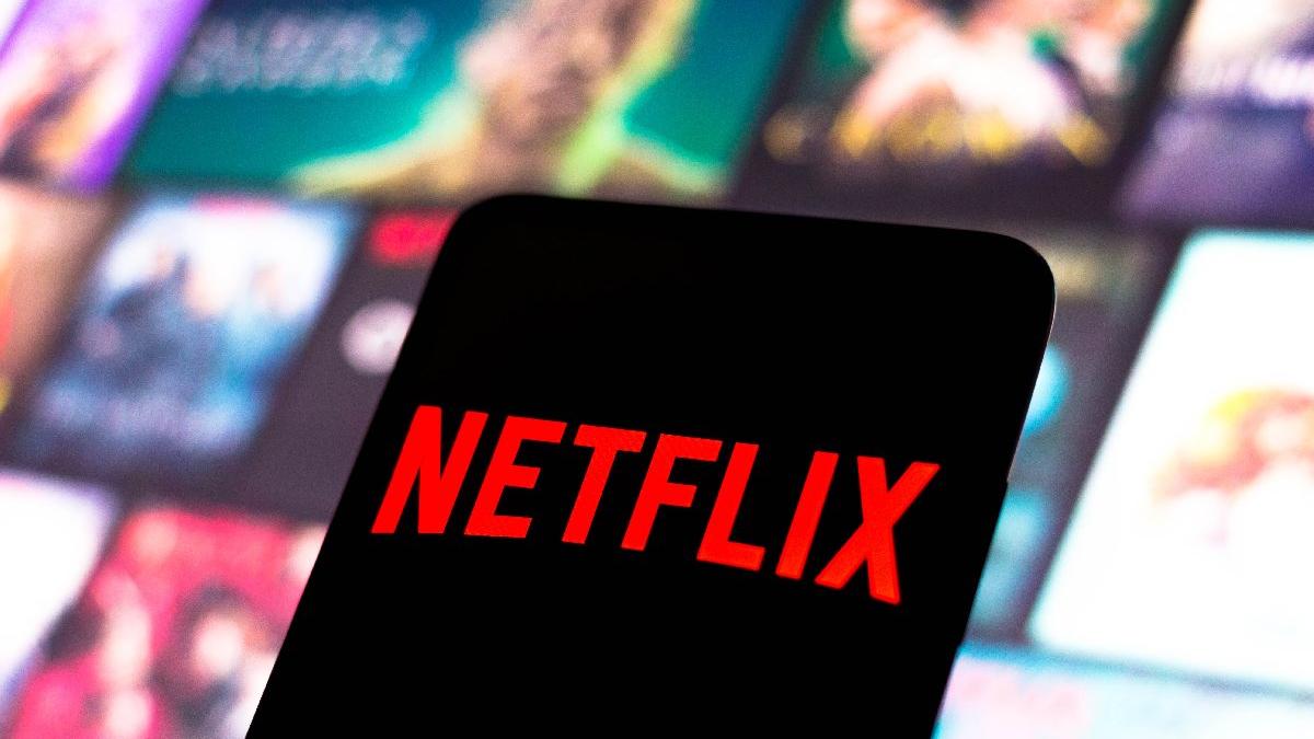 Ünlü Netflix dizisinin oyuncuları öldü