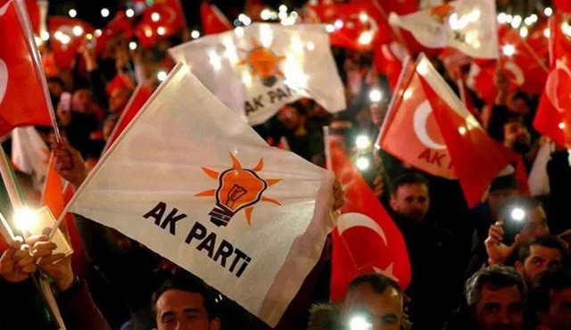 Kulis: AKP, 2023 seçimlerinde yüzde 45 oy bekliyor