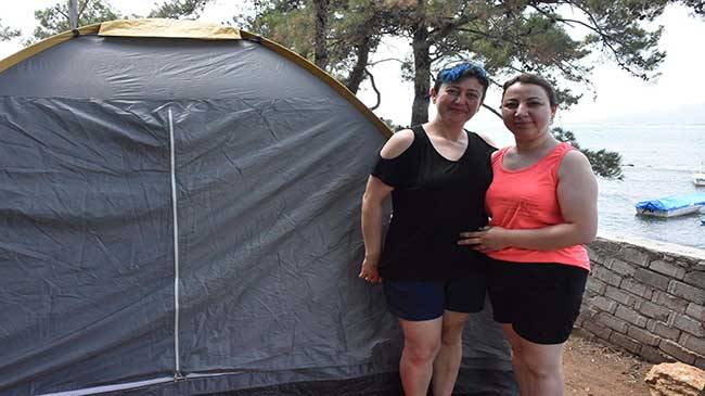 Türkler fakirlikten özüne döndü! Hans 5 yıldızlı otelde, Hatice 200 liralık çadırda tatil yapıyor 4