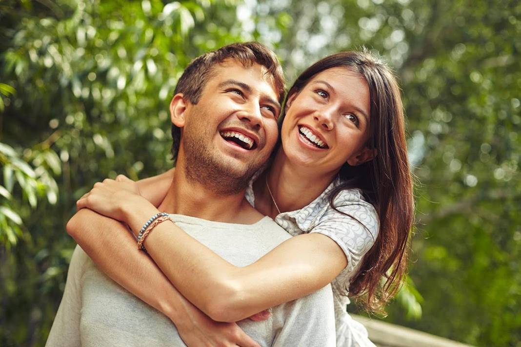 İlişkisinde mutlu olmayı kim istemez ki... İşte mutlu ilişkinin 9 sırrı 3