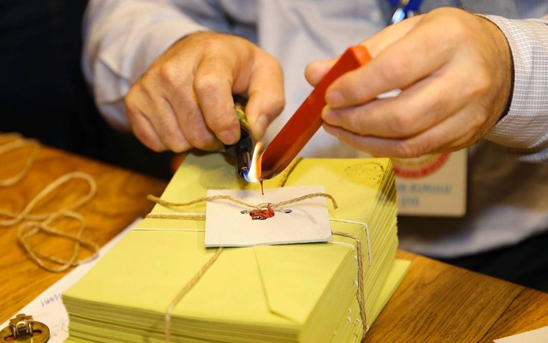 AKP seçmeninin “3 büyükşehir için oy verme eğilimleri” anketi sonuçlandı: İlk sırada hangi isimler var 3