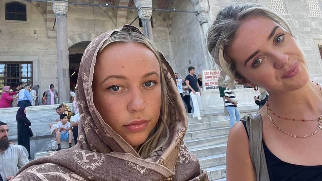 Genç turist kadın bir dilim baklavaya verdiği paraya çok üzüldü: Tüm dünyaya duyurdu 3