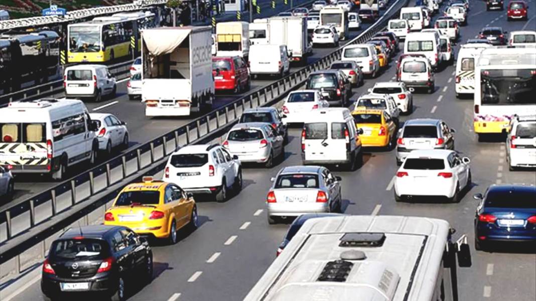 TÜVTÜRK'ten araç muayenesi için kritik karar! 25 milyon trafik kaydı olan araç sahiplerini ilgilendiriyor 10