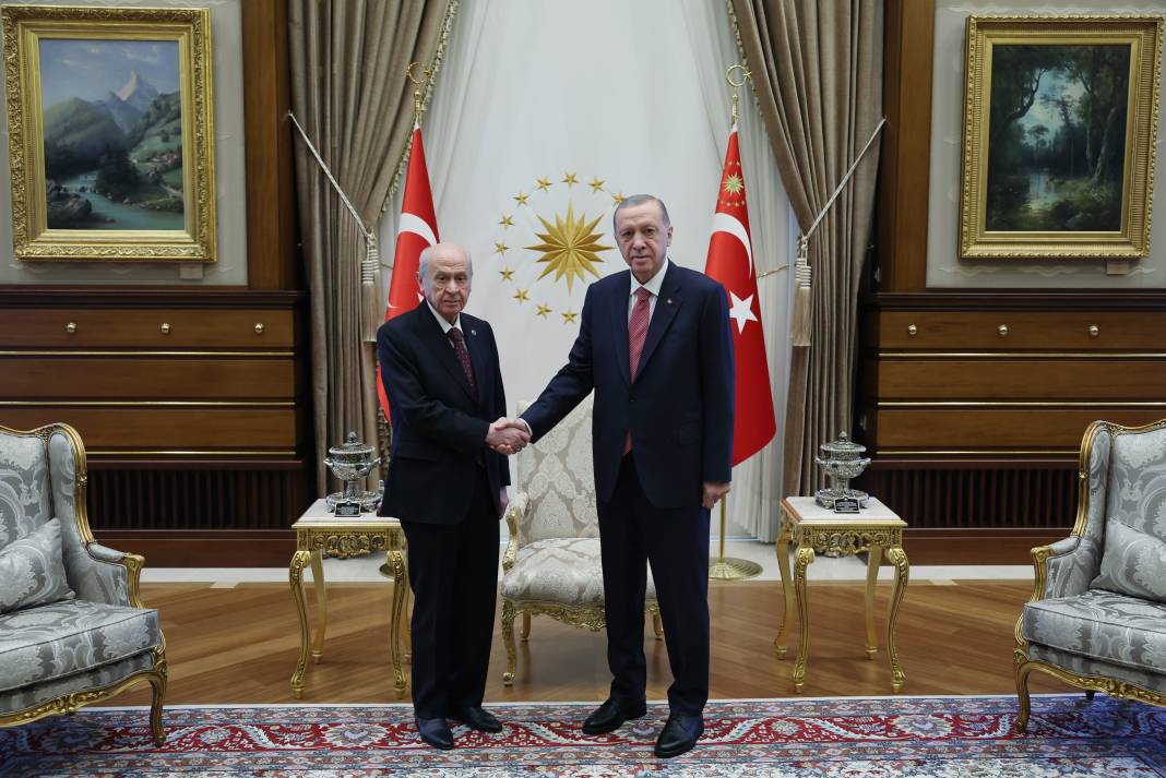 İsrail'e 24 saat vermişti! Bahçeli ile Erdoğan'ın Saray'da baş başa görüşmesinin perde arkası 4