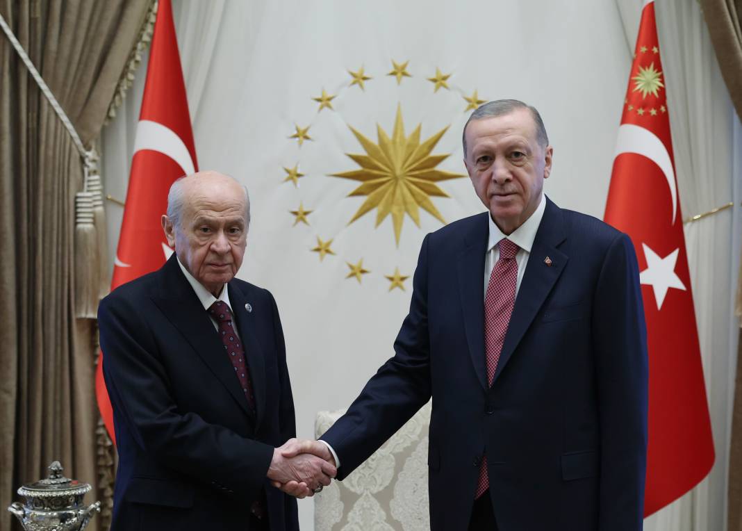 İsrail'e 24 saat vermişti! Bahçeli ile Erdoğan'ın Saray'da baş başa görüşmesinin perde arkası 6