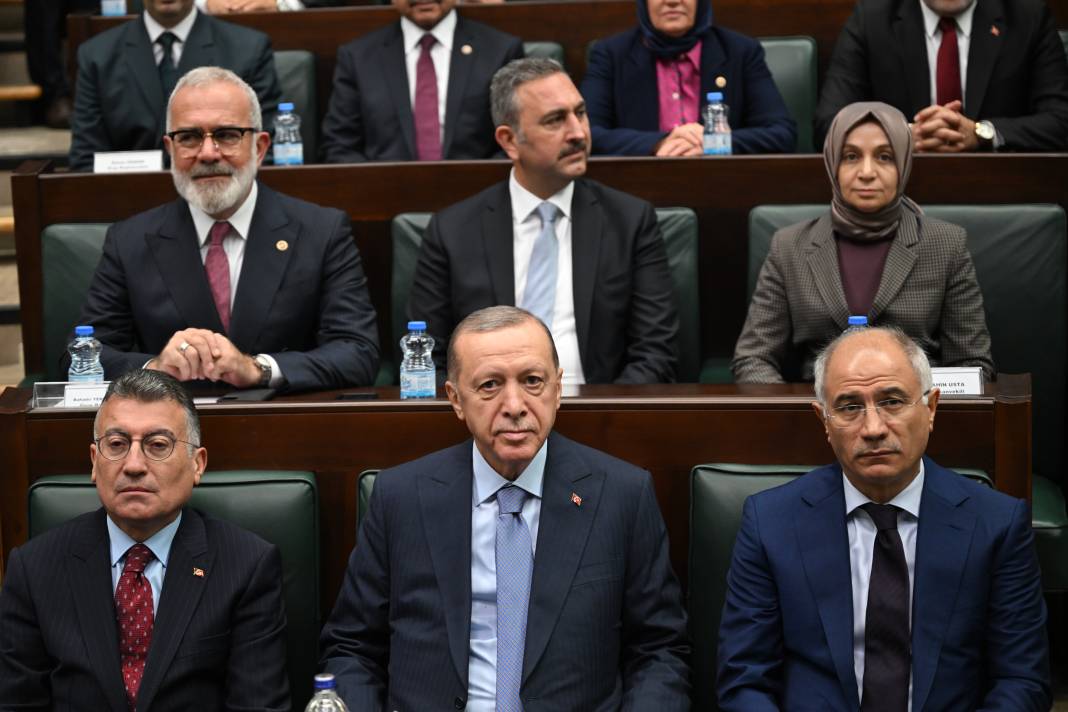 Ahmet Davutoğlu ve Ali Babacan'a ağır bombardıman! Erdoğan bugüne kadar ilk kez özel konuşmaları ifşa etti! İşte şimdi yandık 4