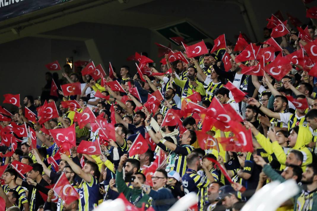 Fenerbahçe-Ludogorets maçından harika görüntüler: 100.yıla özel kutlama 55