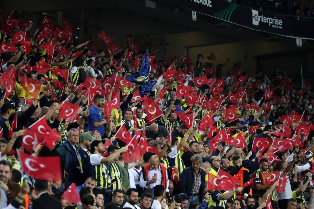 Fenerbahçe-Ludogorets maçından harika görüntüler: 100.yıla özel kutlama 47