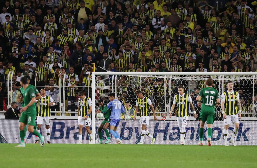 Fenerbahçe-Ludogorets maçından harika görüntüler: 100.yıla özel kutlama 3