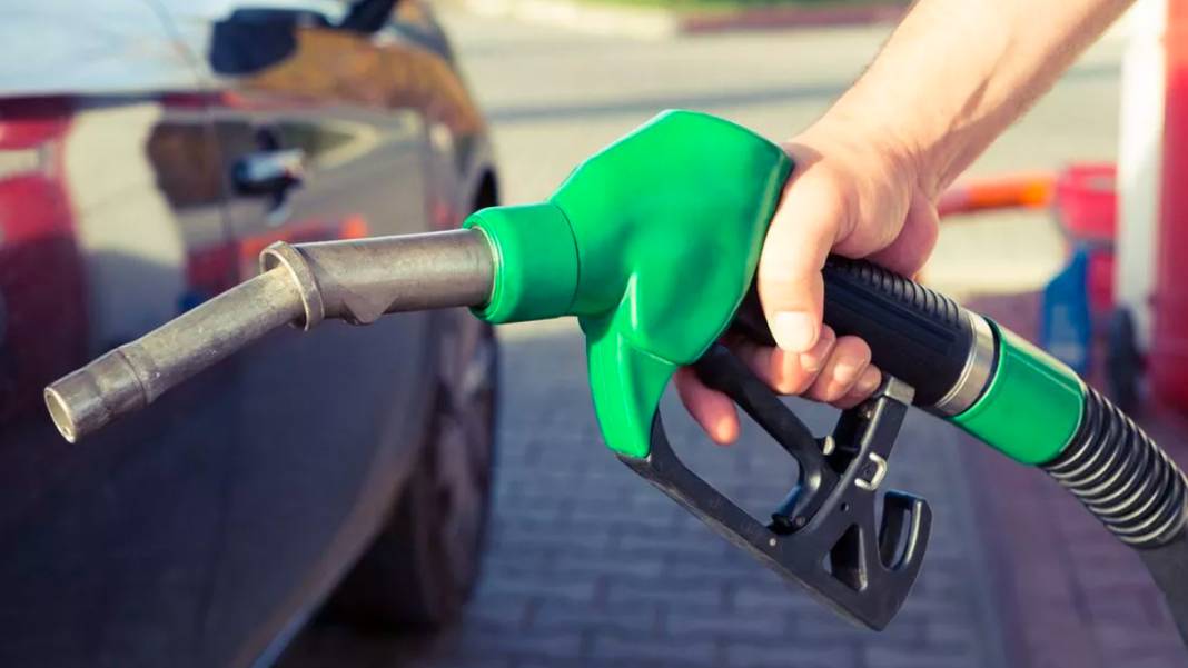 Akaryakıt fiyatlarında indirim fırsatı: Fiyatları gören benzin istasyonlarına hücum ediyor 8