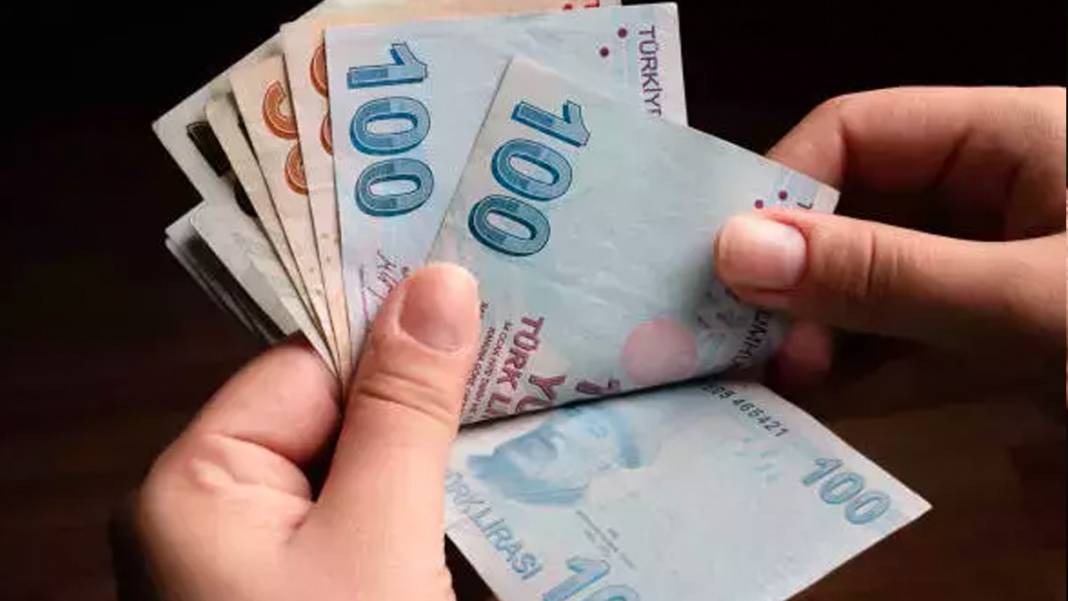 Emekli vatandaşları ilgilendiriyor: O banka 20 bin lira ödeme yapacak 3