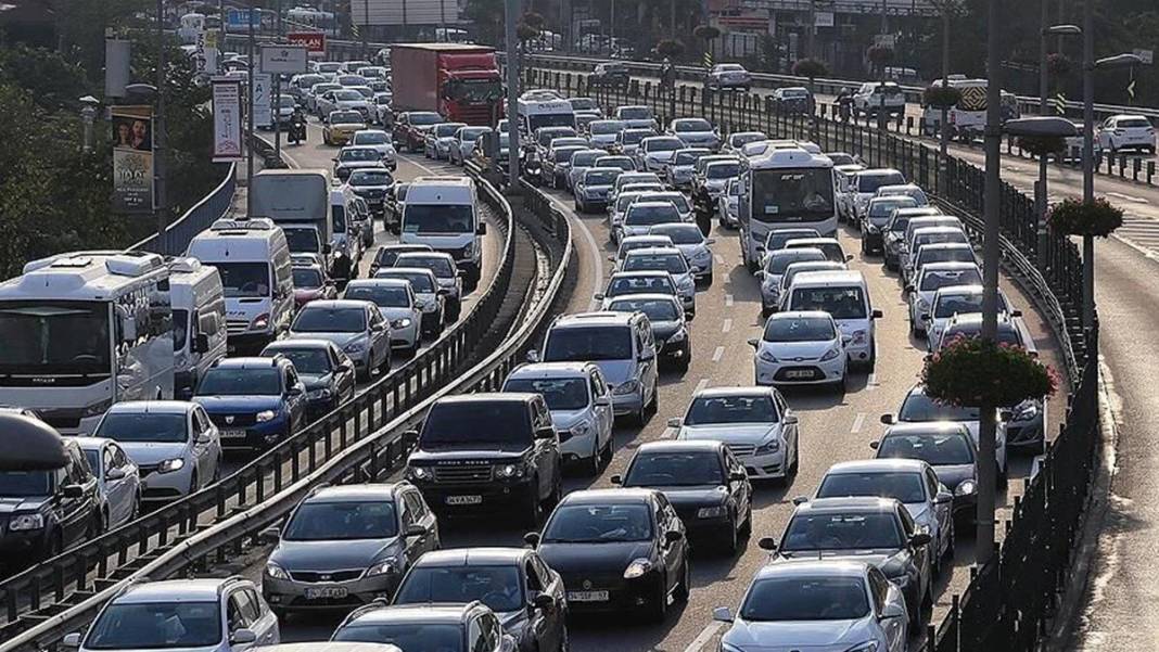 TÜVTÜRK'ten araç muayenesi için kritik karar! 25 milyon trafik kaydı olan araç sahiplerini ilgilendiriyor 6