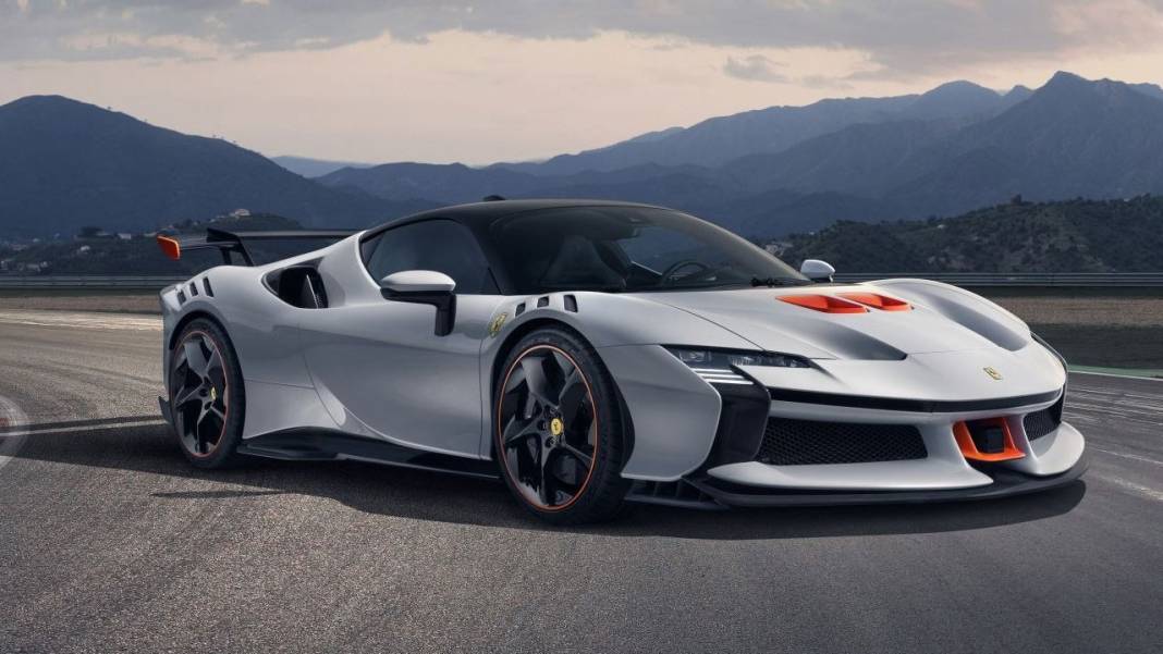 Ferrari'den 2026 yıl rezervasyonu: Paran olsa bile alamıyorsun! 7