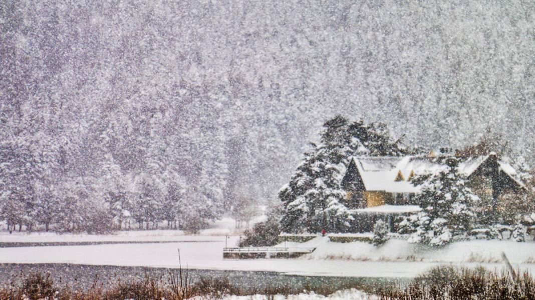 Meteoroloji'den kritik uyarı: Kar, sağanak ve fırtına...Günler sürecek! Türkiye kara kışa teslim olacak 11