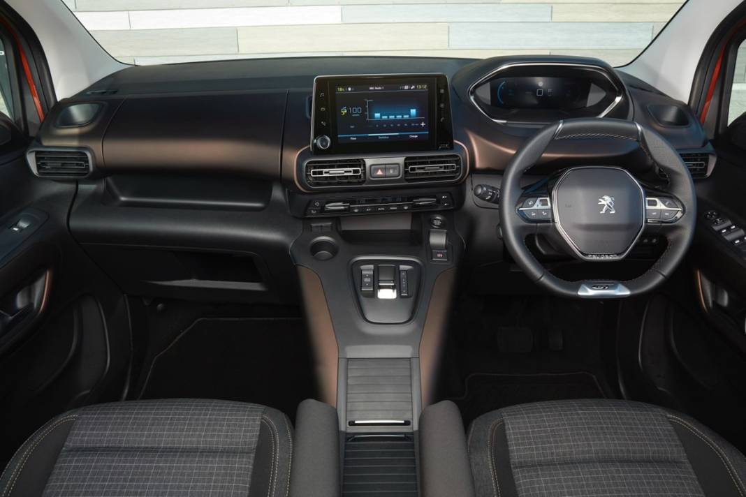 SUV alamayanların favorisi olacak: 2024 Peugeot E-Rifter tanıtıldı! İşte Türkiye fiyatı... 5