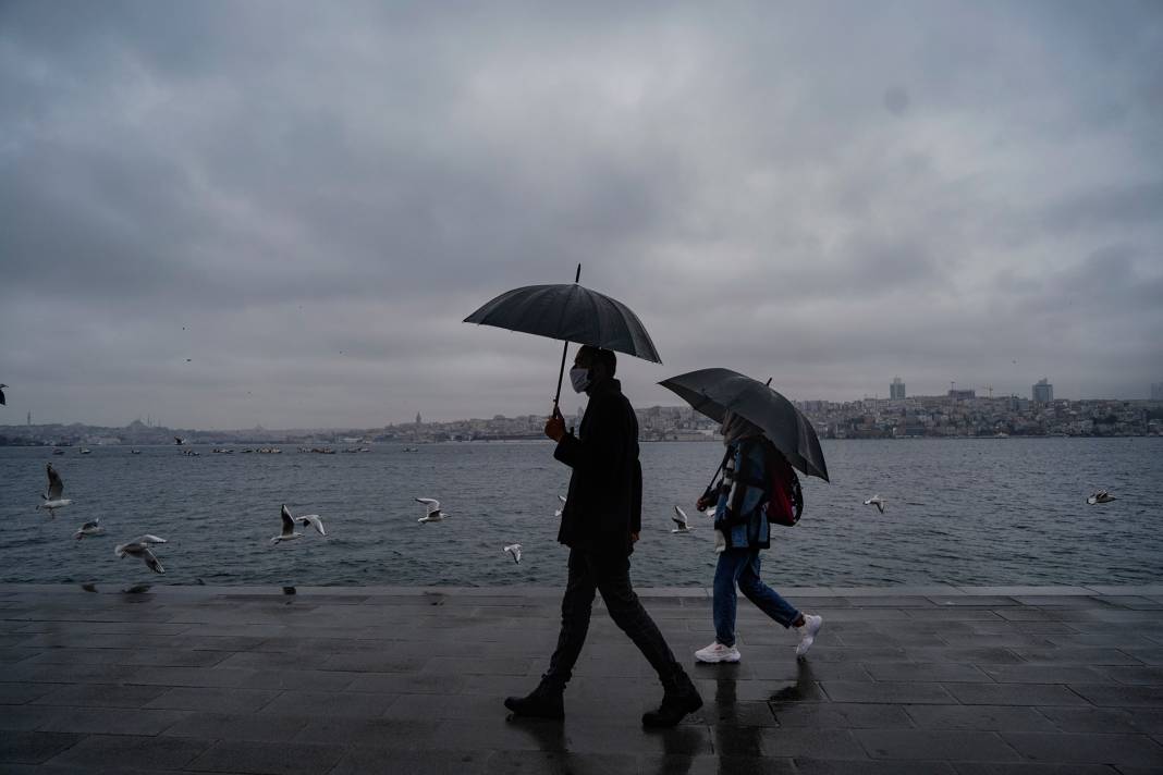 Meteoroloji'den peş peşe uyarı: Soğuk hava dalgası ve sağanak Türkiye'yi esir alacak! 2
