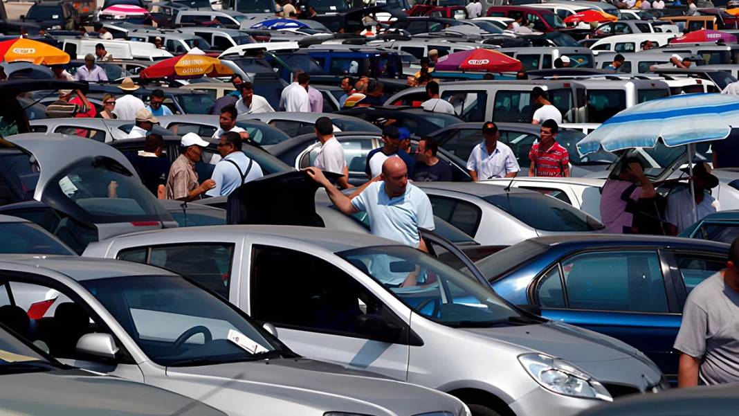 İkinci el araç piyasasında ibre tersine dönüyor: Araba almak isteyenler bu tarihi beklesin 5