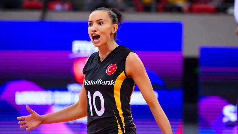 Dünyanın en zengin kadın voleybol oyuncuları listesi açıklandı!  Ebrar Karakurt ve Zehra Güneş kaçıncı sırada 4