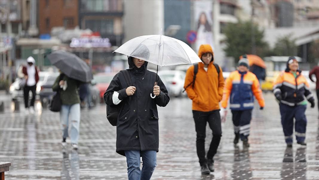Meteoroloji'den peş peşe uyarı: Soğuk hava dalgası ve sağanak Türkiye'yi esir alacak! 14