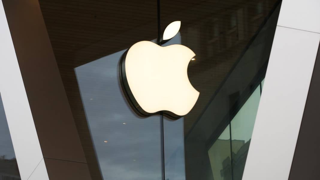 Teknoloji devi Apple Türkiye'de iPhone'lar üzerinden parayı götürdü! Rekor üstüne rekor kırdı 8