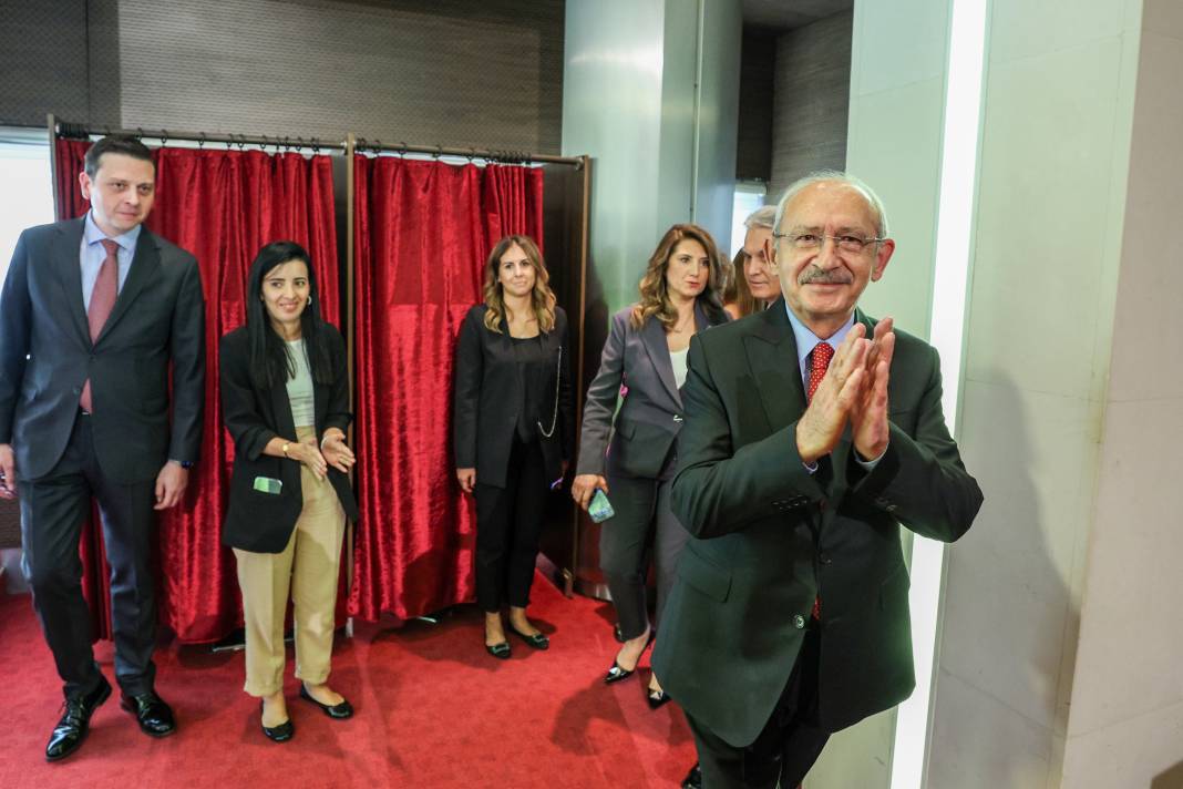 Kılıçdaroğlu’nu CHP'ye yakın tuttuğu ofisinde ilk kim ziyaret etti! Yerel seçim öncesi dikkat çeken hamle 5