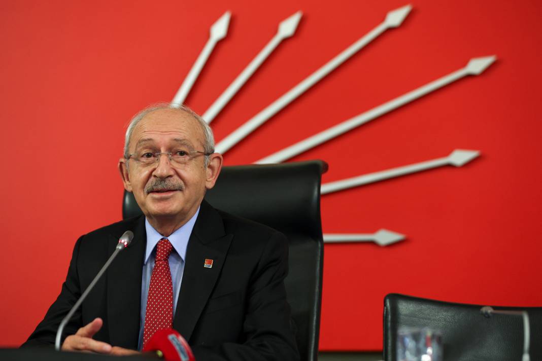Kılıçdaroğlu’nu CHP'ye yakın tuttuğu ofisinde ilk kim ziyaret etti! Yerel seçim öncesi dikkat çeken hamle 4