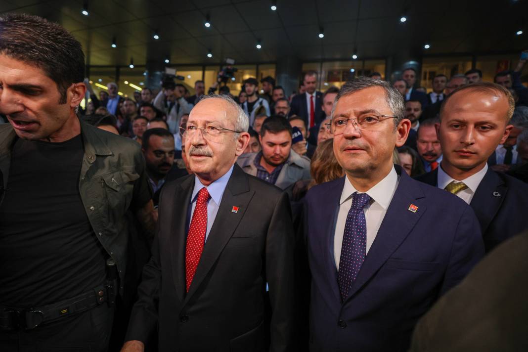 CHP’de paralel genel başkanlık hareketliliği! 13 yıllık koltuğuna veda eden Kılıçdaroğlu ilk hamlesini yaptı 3