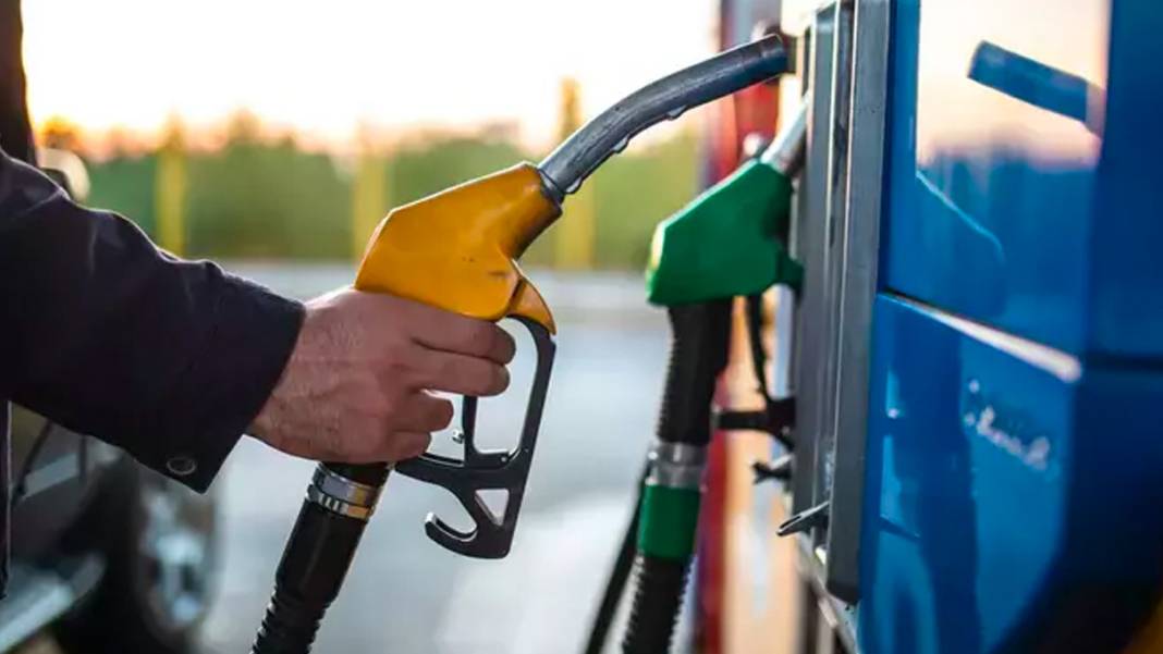 Akaryakıt fiyatları yatay seyirde: İşte güncel benzin, motorin ve LPG fiyatları 2