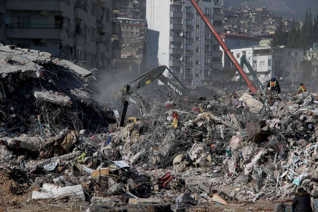 Naci Görür'den kritik Marmara depremi uyarısı: Tarih tekerrür etmesin 5