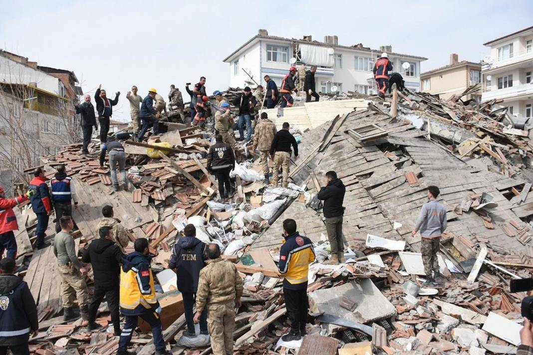 Naci Görür'den kritik Marmara depremi uyarısı: Tarih tekerrür etmesin 3