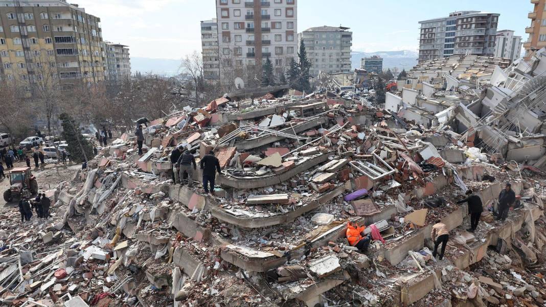 Naci Görür'den kritik Marmara depremi uyarısı: Tarih tekerrür etmesin 6