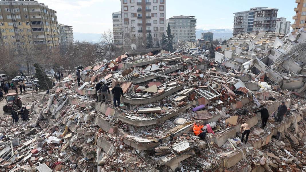 Akdeniz’deki depremin ardından Naci Görür’den dikkat çeken uyarı 3