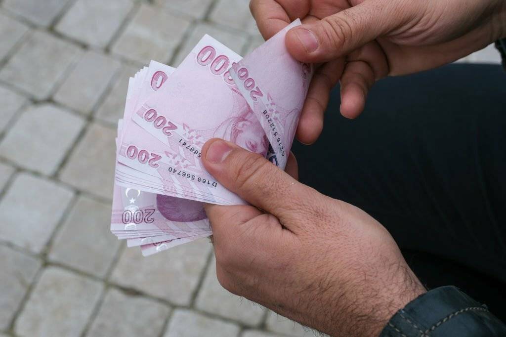 TRT emekli ve memur zammı için net rakam verdi: Yeni yılda alınacak maaşlar ilk kez ortaya çıktı! 7