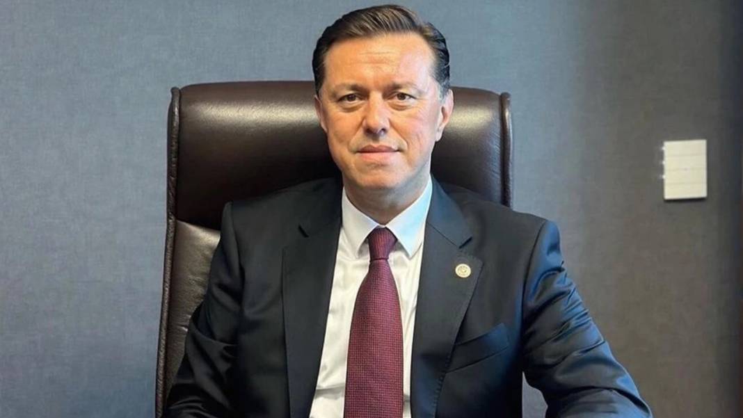Meral Akşener'e mektup bırakıp istifa eden İYİ Parti Eskişehir Milletvekili İdris Nebi Hatipoğlu'nun hangi partiye geçeceği belli oldu 9