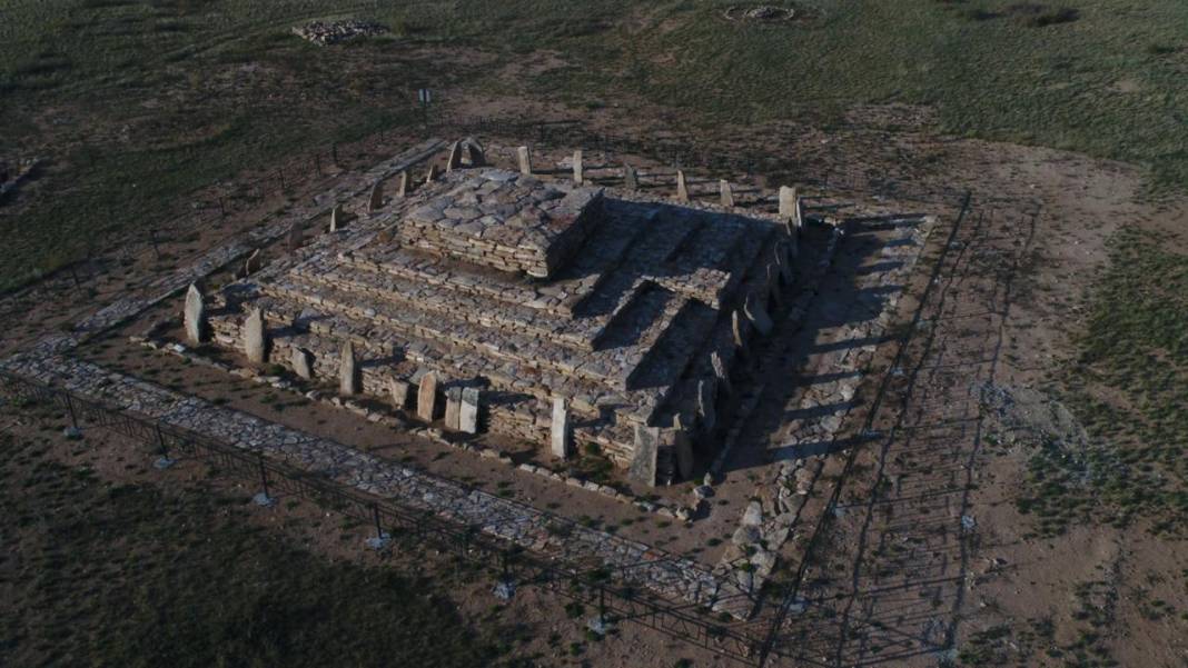 3 bin 400 yıllık Türk piramidi bulundu: Tarihi değiştirecek keşif 16