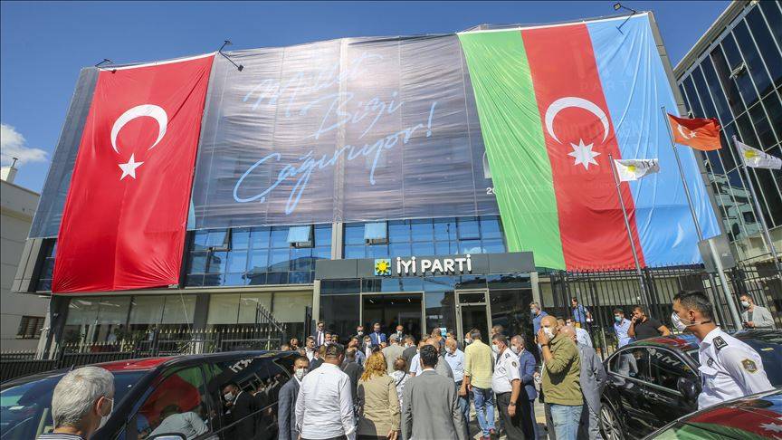 İYİ Parti'den istifa edip başka partiye geçer yazın bir kenara! Fatih Portakal'dan bomba kulis 6