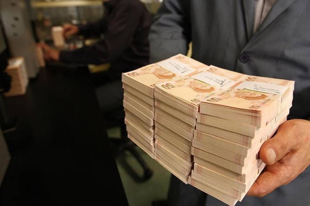 Bankalardan yeni mevduat faizi kararı: 100 bin liranın getirisi rekor seviyeye ulaştı! 3