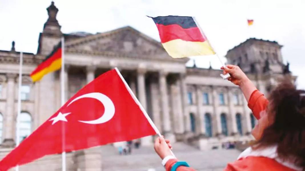 Almanya'da yaşayan Türkleri yakından ilgilendiriyor: 1 Ocak 2024'ten itibaren bu yasa devreye girecek! 10