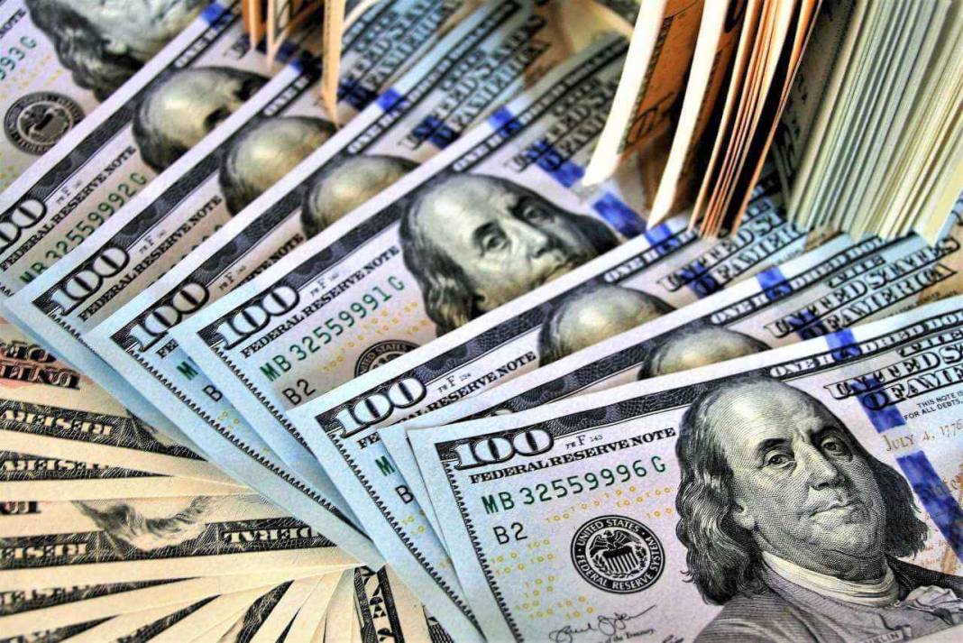 Ünlü ekonomist Selçuk Geçer doların Mayıs 2024'te kaç lira olacağını açıkladı! Döviz kuru alev alev yanacak 5