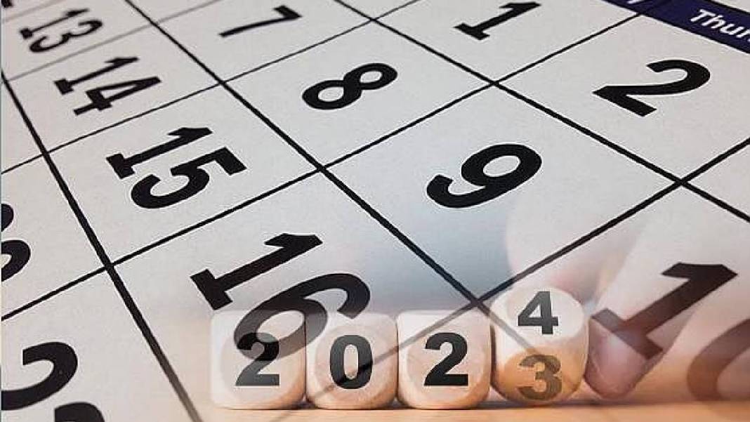 7 günlük izinle 40 gün tatil keyfi! İşte 2024 resmi tatiller ve tarihleri... 4