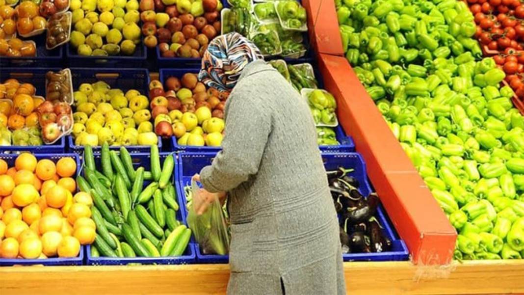 TÜRK-İŞ yılın son açlık ve yoksulluk sınırını açıkladı: Asgari ücret zammını unutturan rakam! 6