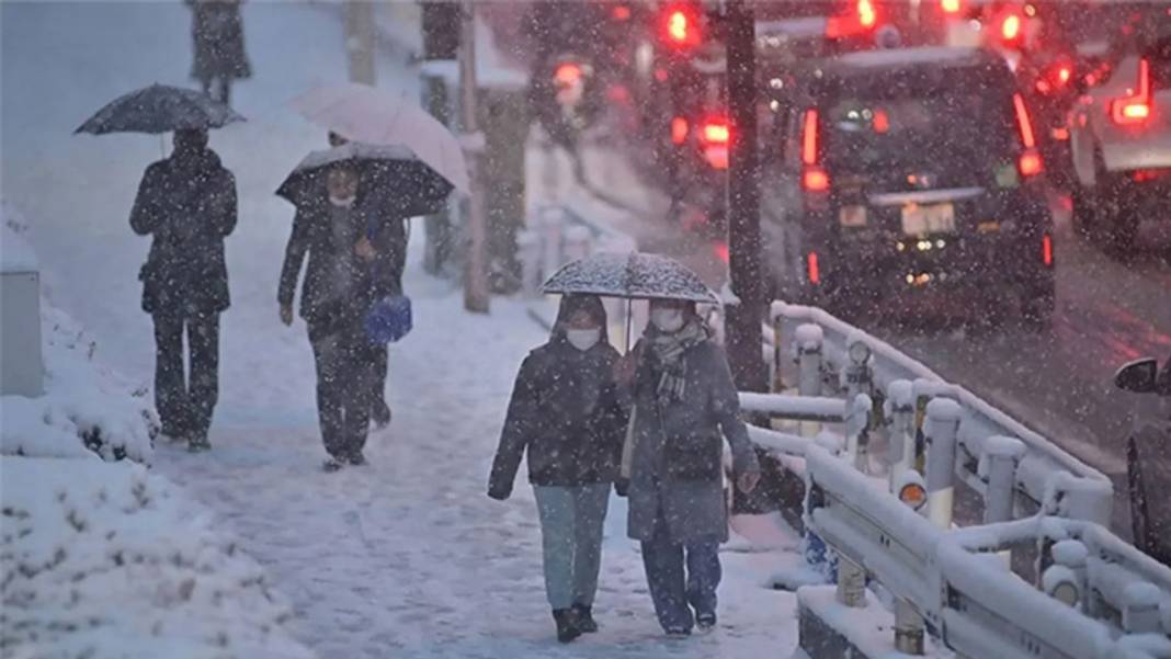 Türkiye kara kışa teslim oluyor... Meteoroloji gün verdi! Kar, sağanak ve fırtına günlerce sürecek 6