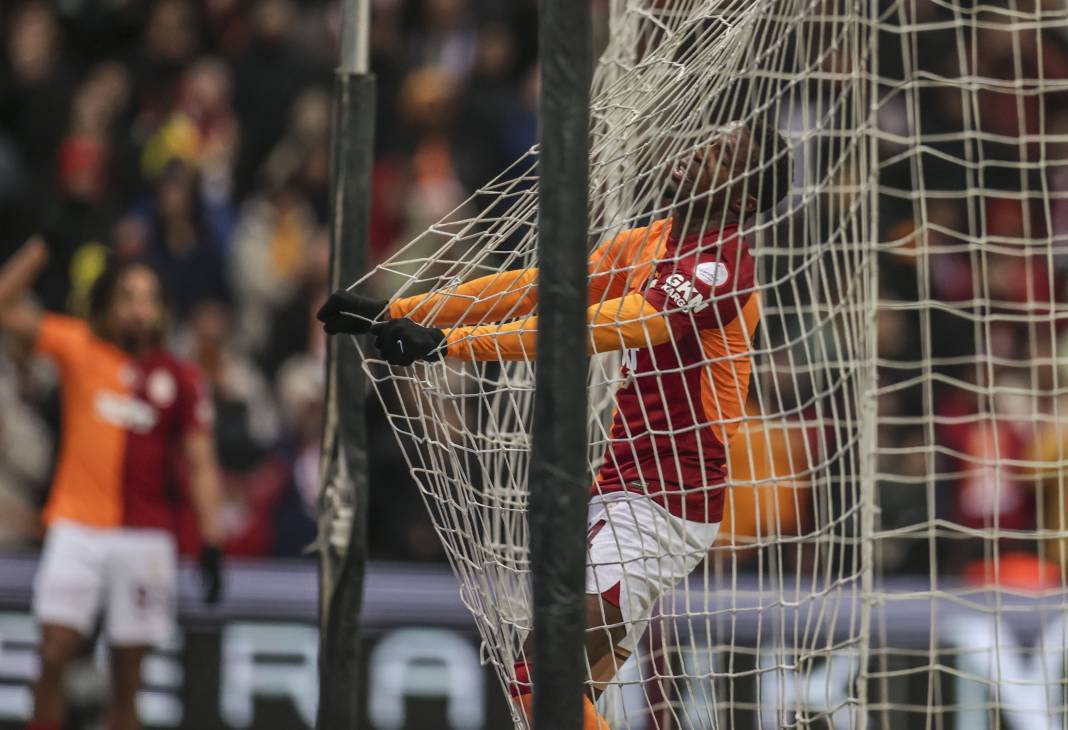Galatasaray'da transfer depremi: Wilfried Zaha takımdan ayrılıyor mu? 2