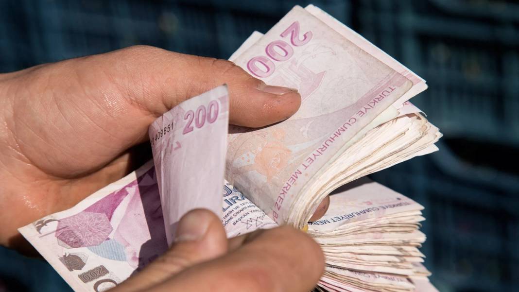 Yeni yılda emeklinin zamlı maaş tablosu netleşti! İşte 7500 ve altında maaş alan SSK, Bağ-Kurluların maaş listesi 4