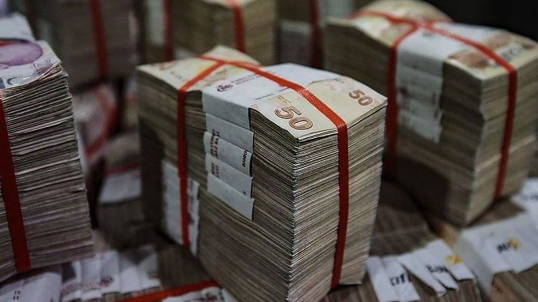 Cem Küçük yeni yılda asgari ücretin kaç lira olacağını açıkladı 5