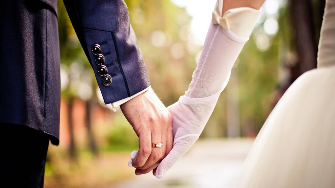 150 bin liralık evlilik kredisinde kritik detay: Başvuru şartına yaş sınırlaması getirildi 2