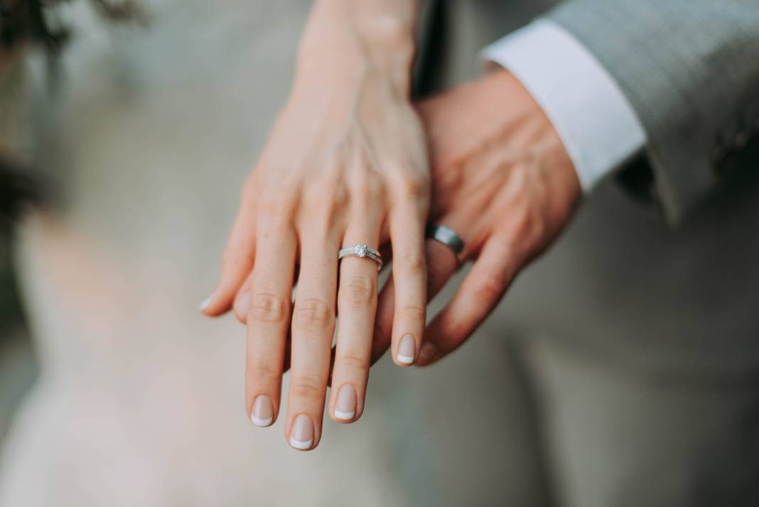 150 bin liralık evlilik kredisinde kritik detay: Başvuru şartına yaş sınırlaması getirildi 1