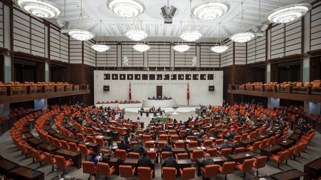 Ankara kulisleri bu haberle çalkalanıyor! Yerel seçimlerinden sonra istifa dalgası gelecek: Kim hangi partiye geçecek? 6